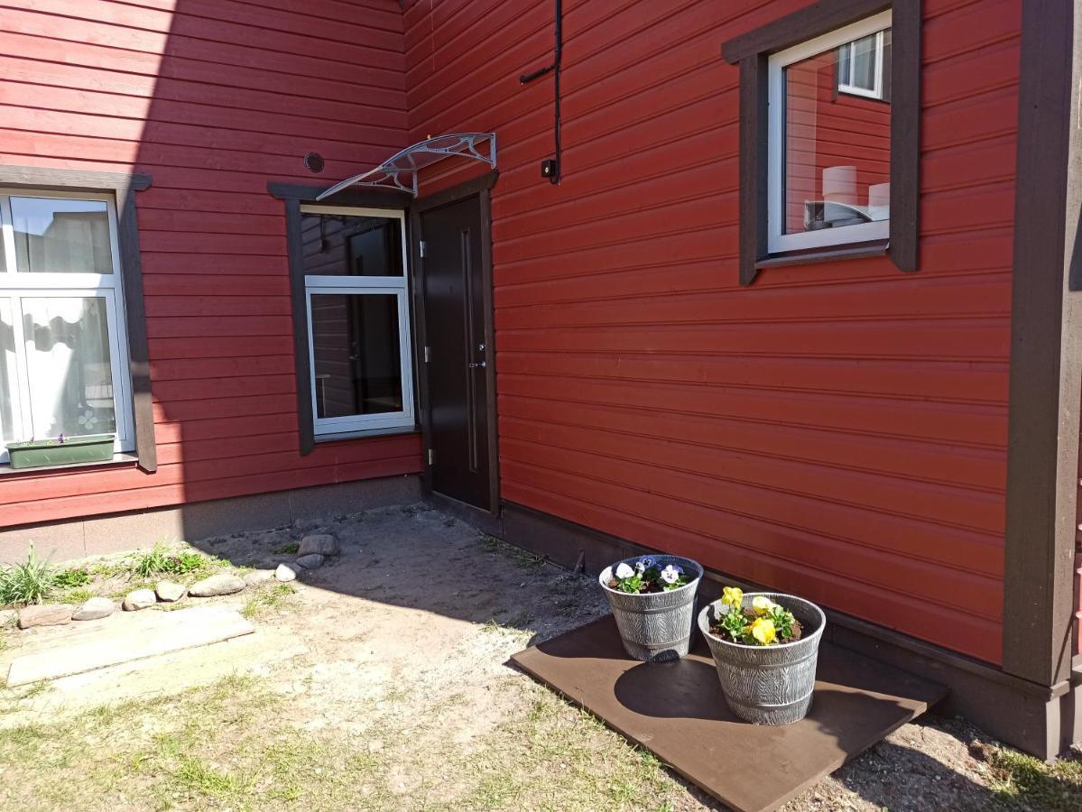 Sand Star Apartment Pärnu Esterno foto